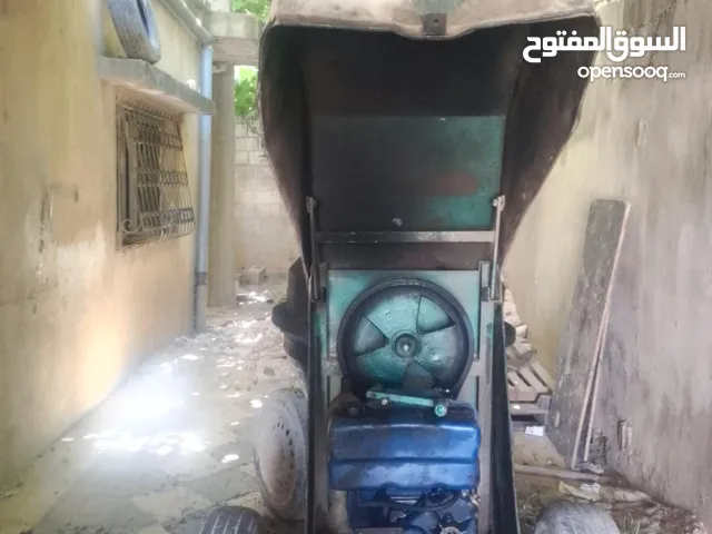 خلاط سمنت مستعمل فتره بسيطه ماتور وكاله نظيف قابل للتفاوض اشي بسيط إن شاء الله