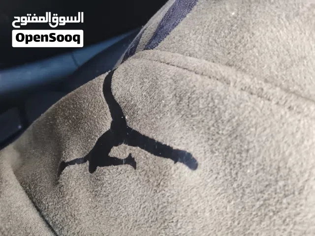 بناطيل مستعمل يلي عنده