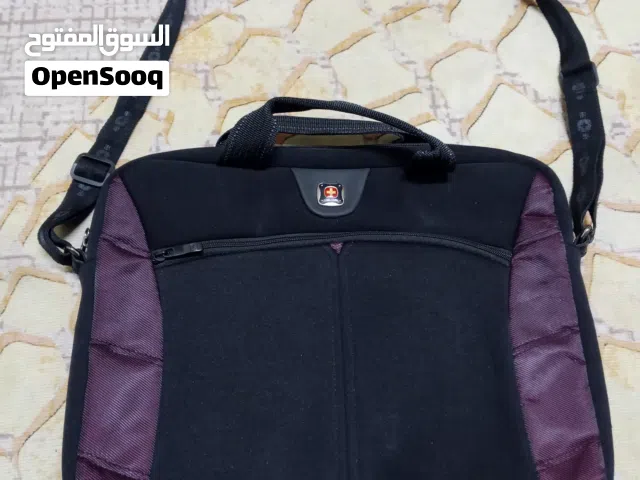 شنطة وحقيبة فاخرة وانيقة The Angle لحفظ أجهزة اللاب توب ولحفظ أجهزة الايباد ولحفظ الأوراق والمستندات