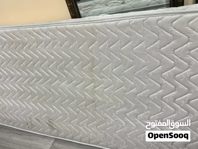 فرشة سرير مفرد