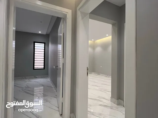 100 ft 3 Bedrooms Apartments for Rent in Al Riyadh King Faisal