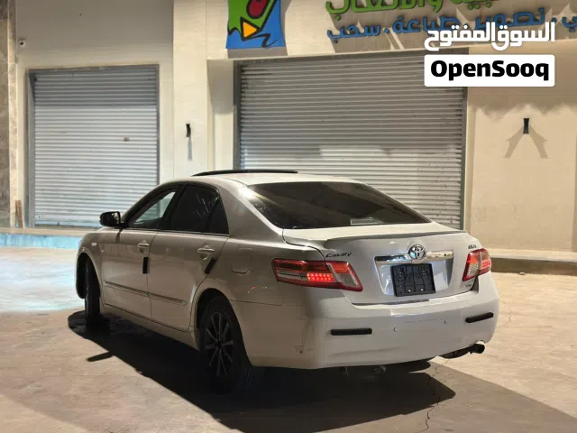2010 تويوتا كامري GLX
