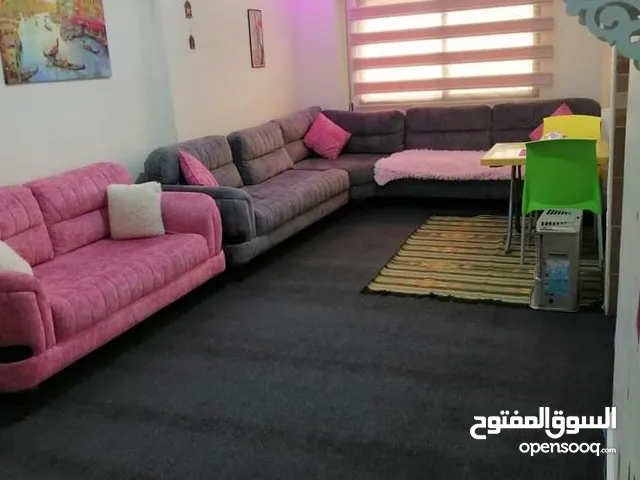 137 m2 4 Bedrooms Apartments for Sale in Zarqa Al Zarqa Al Jadeedeh