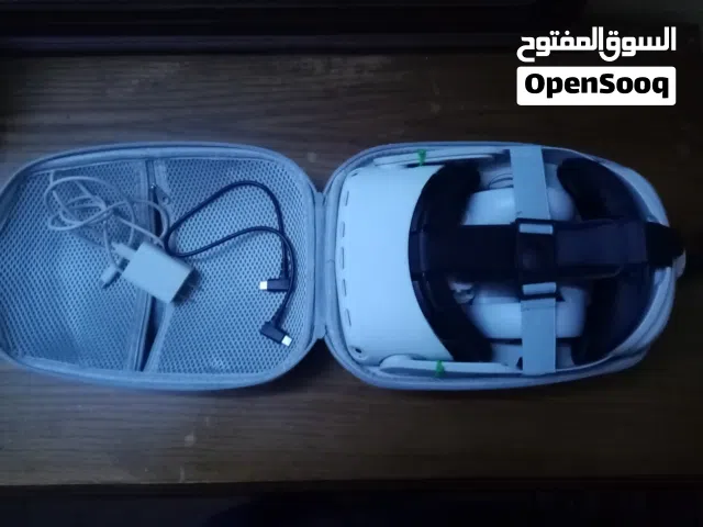 Oculus quest 2 بحالة الجديد نظارة الواقع الافتراضي