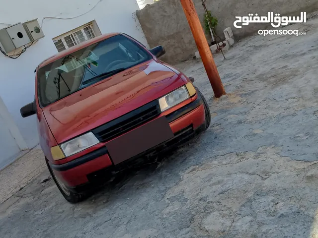 اوبل فكترا للبيع 1991