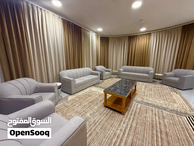 3 Bedrooms Chalet for Rent in Al Dakhiliya Nizwa