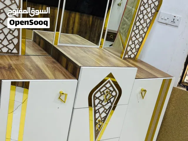 غرفه نوم 9 قطع للبيع صار سنتين من اشتريتها نضافه 90%