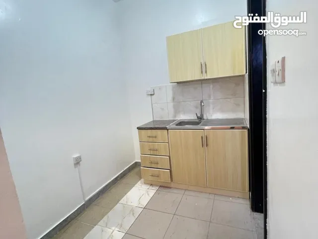 170 m2 1 Bedroom Villa for Rent in Abu Dhabi Airport Road