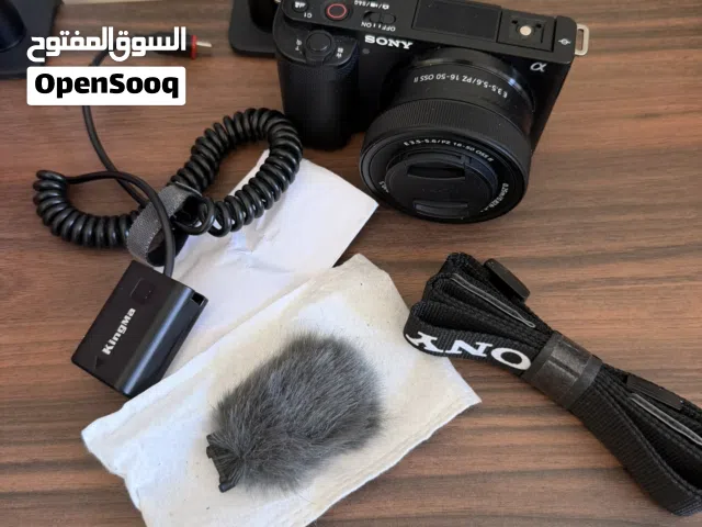 Sony EV10 camera with lens, mic and accessories - used for 1 week with original packaging
