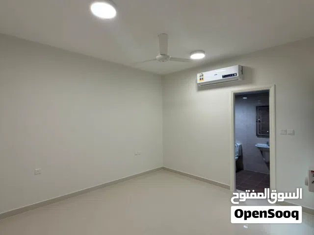 عرض اليوم الموالح الشمالية شقة للإيجار شارع الموج قريب من لموج قريب من لبهجة موقع مميز وقريب الخدمات