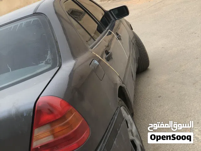 مرسيدس هرم c180 محرك 111الاحمر