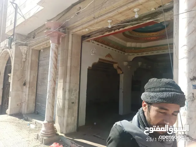 محلات للايجار في شارع الستين فتحتين المساحه 12*7للتواصل