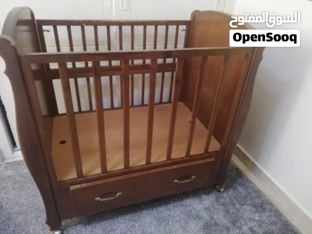 تخت بيبي خشب تفصيل عملي وماكن ..