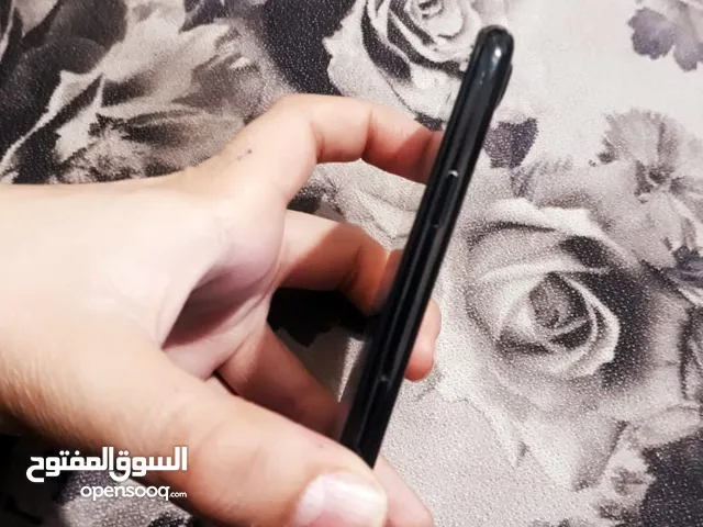 Apple iPhone 7 128 GB in Zarqa