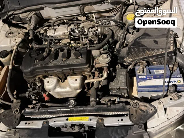 2005 نيسان صني Standard