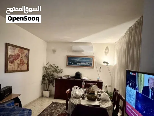 شقة مفروشة فخمة للإيجار في الطيرة – مقابل كلية الطيرة