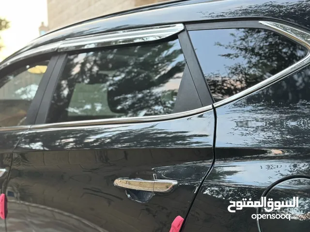 Used Hyundai Tucson in Salfit