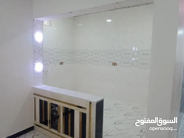 110 m2 2 Bedrooms Townhouse for Sale in Basra Shatt Al-Arab