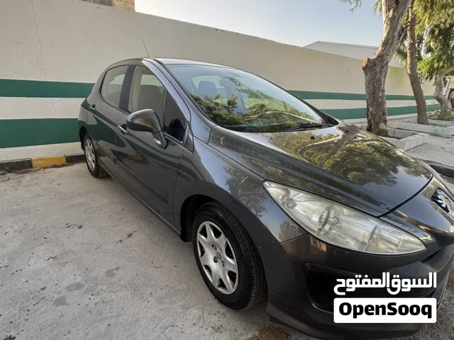 2011 بيجو 308 Basic