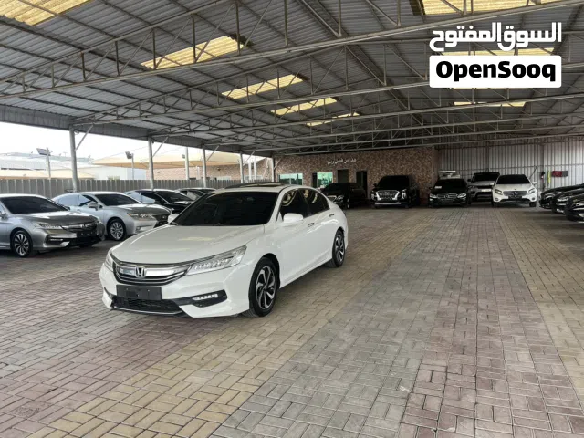 2016 هوندا اكورد Limited