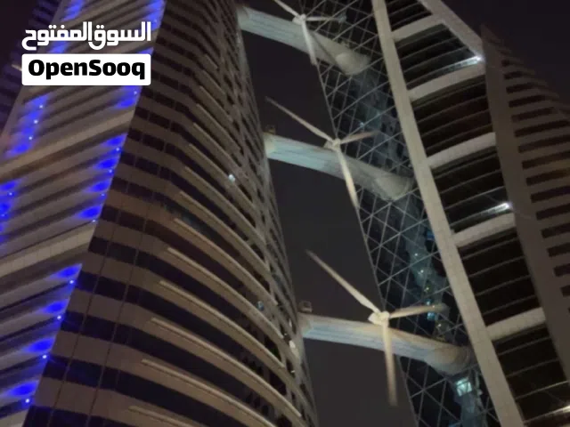 سكوتر كهربائي شبه جديد ويمشي 80 ومعدل وفيه ريموت تشغيل من بعيد و مفتاح