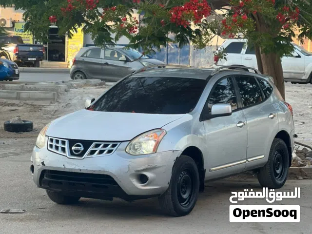 2013 نيسان تيدا