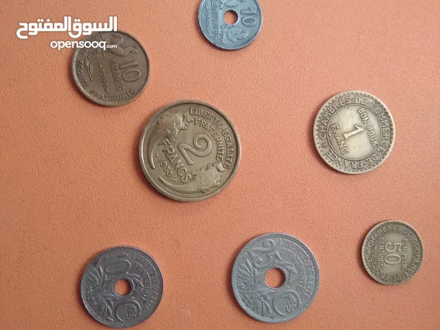 7 قطع نقدية فرنسية قديمة(francs français)