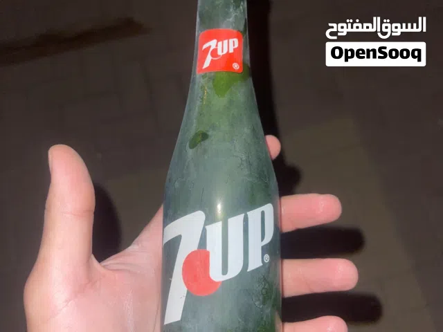 زجاجة سڤن أب القديمة