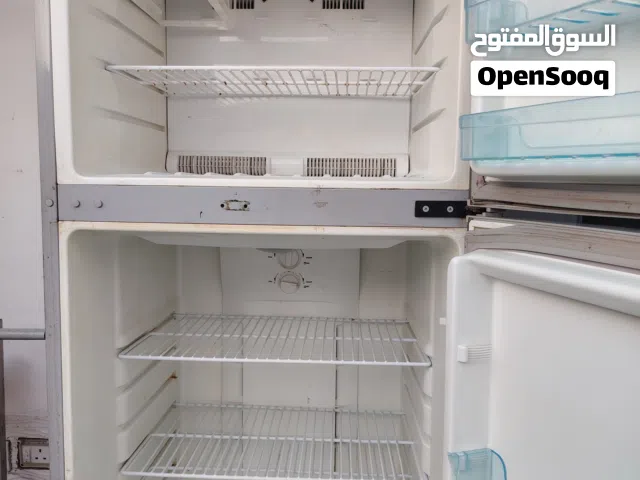 ثلاجه للبيع