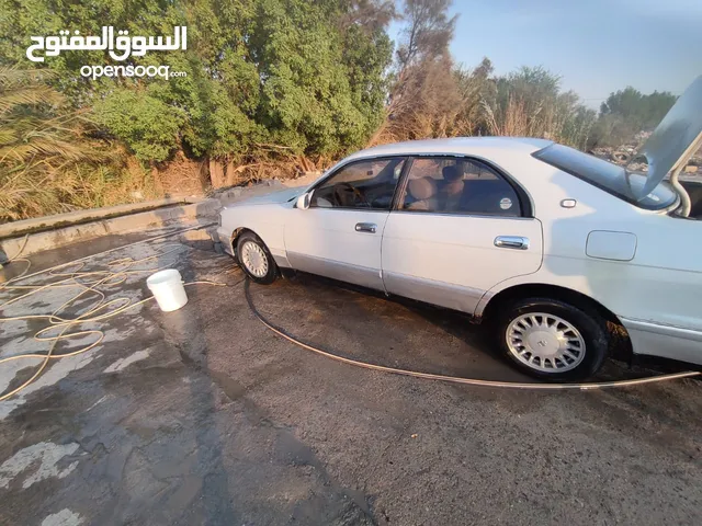 Used Toyota Crown in Basra