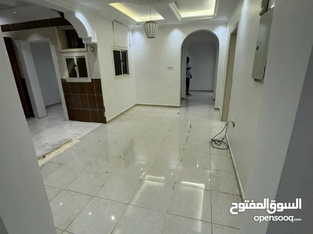 233 m2 4 Bedrooms Apartments for Rent in Al Riyadh Ar Rabwah