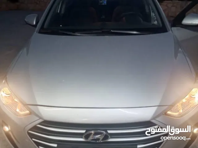 هيونداي موديل 2017 لون سلفر