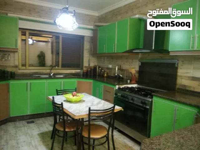 150 m2 3 Bedrooms Apartments for Sale in Zarqa Iskan Al Batrawi