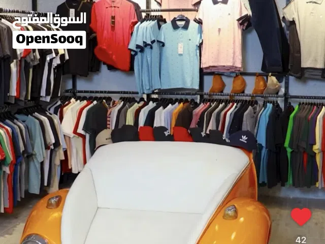 ديكور محل البسه رجالي كامل للبيع