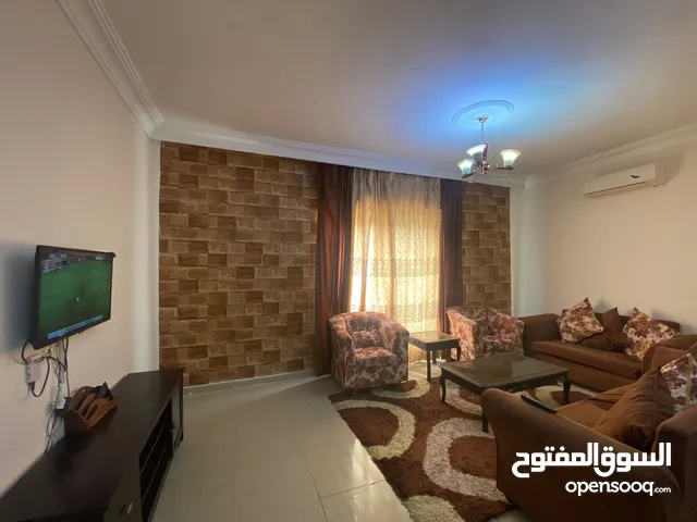 شقه مفروشه للايجار يومي او اسبوعي اوشهري عماره عائلات بالكامل منطقه هاديه  ومخدومه