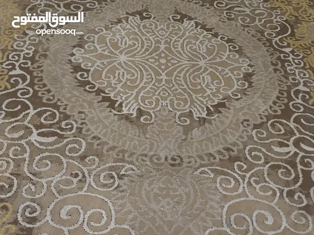 Large carpet, excellent quality