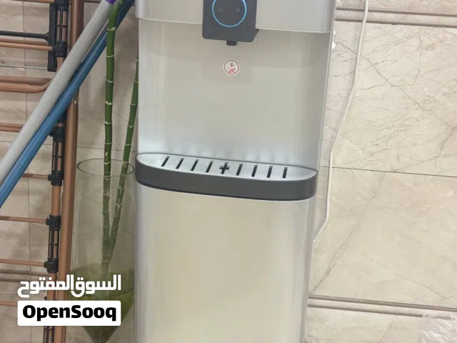 براد ماء مستعمل قليل