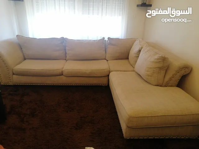 كورنر صناعة امريكية بحالة جيدة
