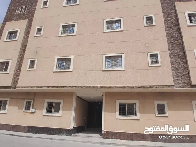 200 m2 3 Bedrooms Apartments for Rent in Al Riyadh Ar Rabi