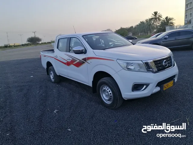 Used Nissan Navara in Al Batinah