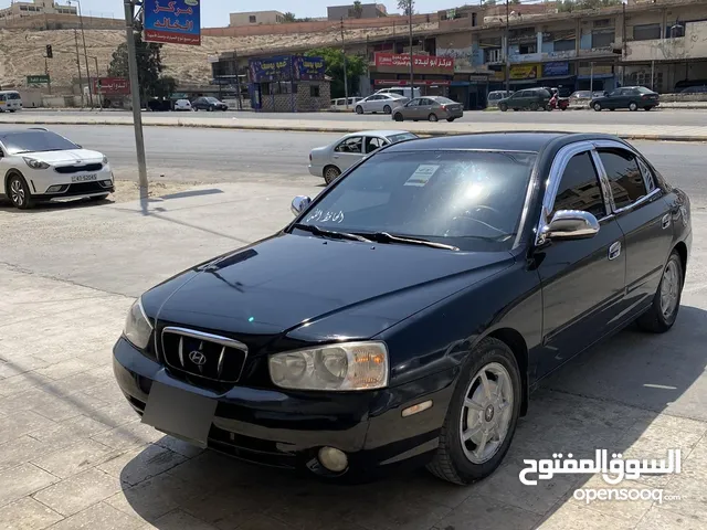 هيونداي افانتي xD لون اسود مميز ميتالك موديل 2000