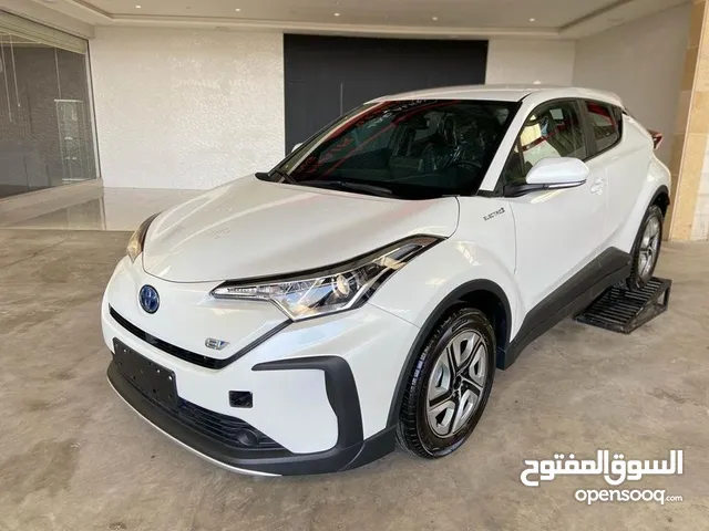 تويتا chr كهربائية للبيع كاش أو دفعة وتحويل معاملة