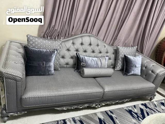 كنبة مودرن كلاسيك - اربعة اشخاص