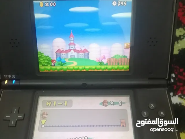 Ds i جهاز العاب محمول