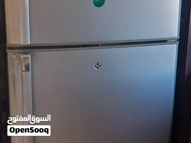 ثلاجه للبيع