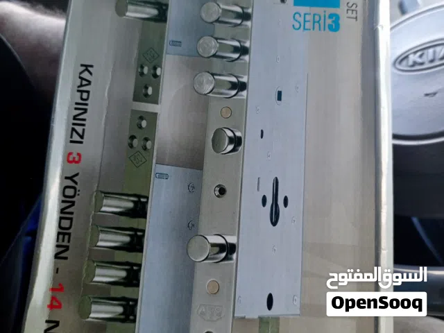صيانه وتركيب جميع انواع ابواب الامان الصيني والتركي