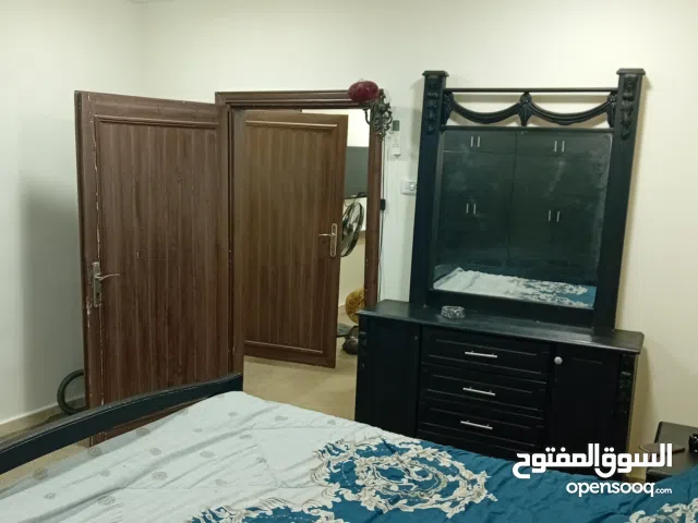 70 m2 2 Bedrooms Apartments for Rent in Zarqa Al Zarqa Al Jadeedeh