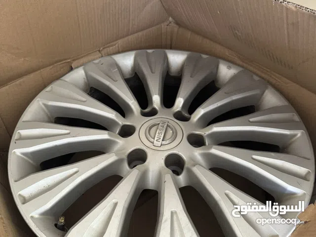 رنقات نيسان بلاتينيوم أصليات مخزنات 4 سنين و 7 سنين مستعملات