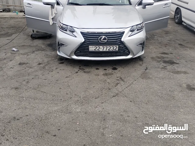 Lexus ES 2013 in Amman
