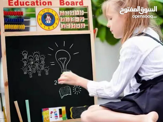 لوح تعليمي خشب وجهين متعدد الوظائف بسعر مميزات اللوح:وجه وايت بورد + وجه طباشير الأحرف الإنجليز